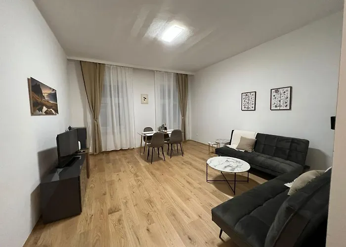 Cozy Homes דירה